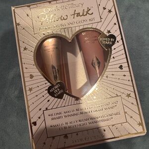 Charlotte Tilbury Pillow Talk Iconic Blush and Glow Kit